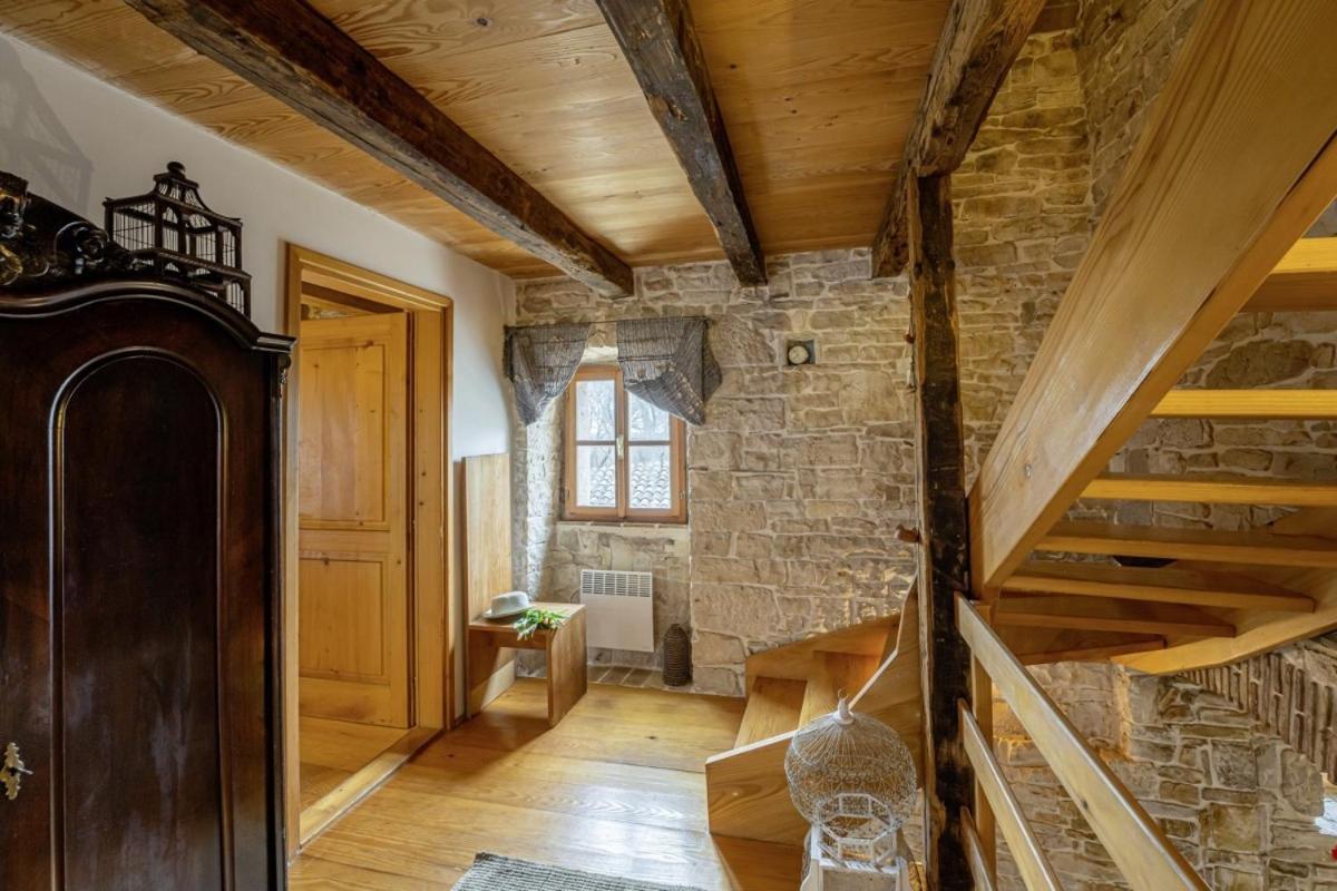 Una in Kranjčići - Haus für 5-6 Personen Svetvinčenat Exterior foto